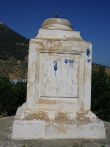 1568 la statue du marin n'y est plus (une encre) 